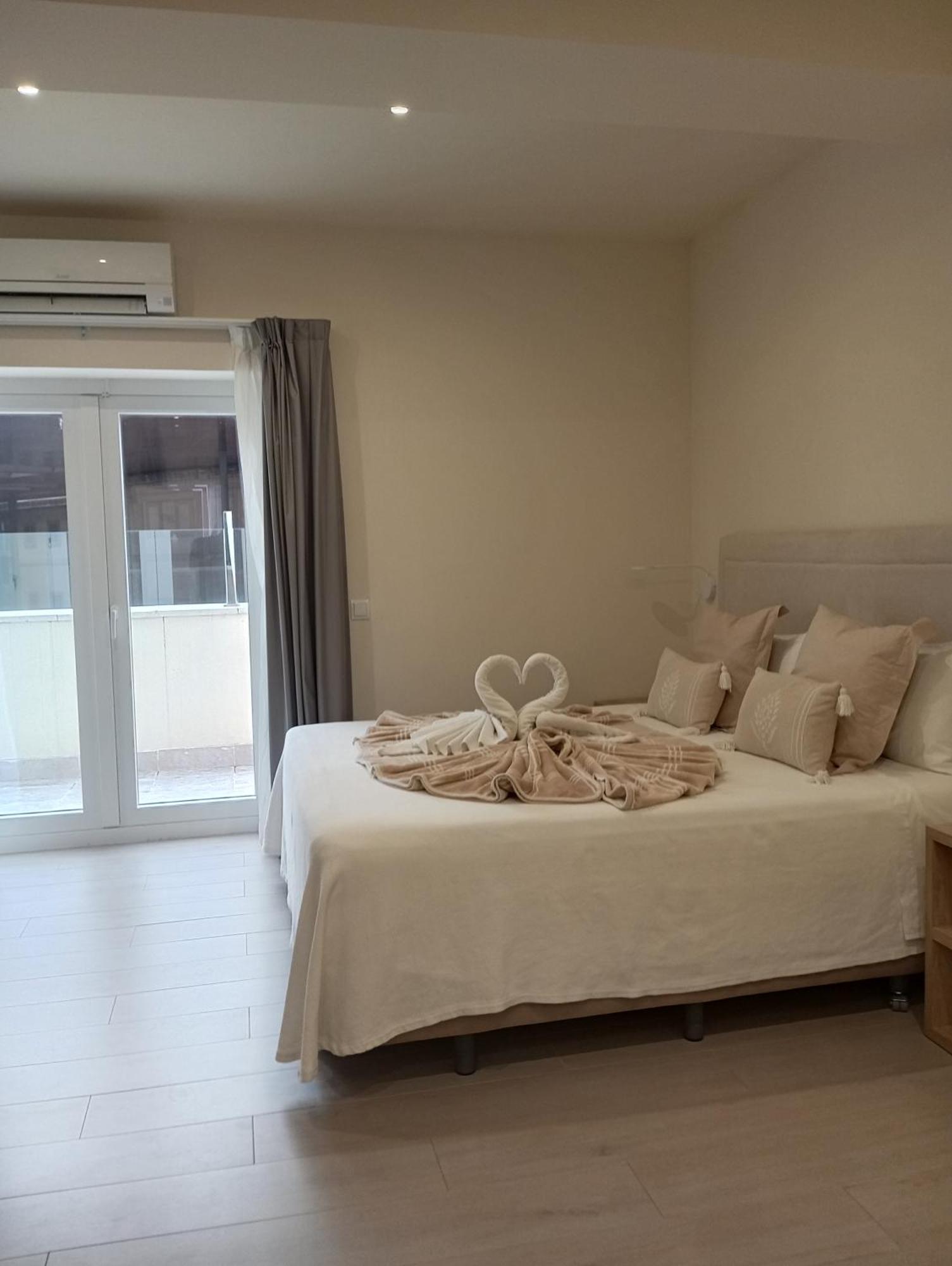 Hostal La Estacion Terrazas Madrid Ngoại thất bức ảnh