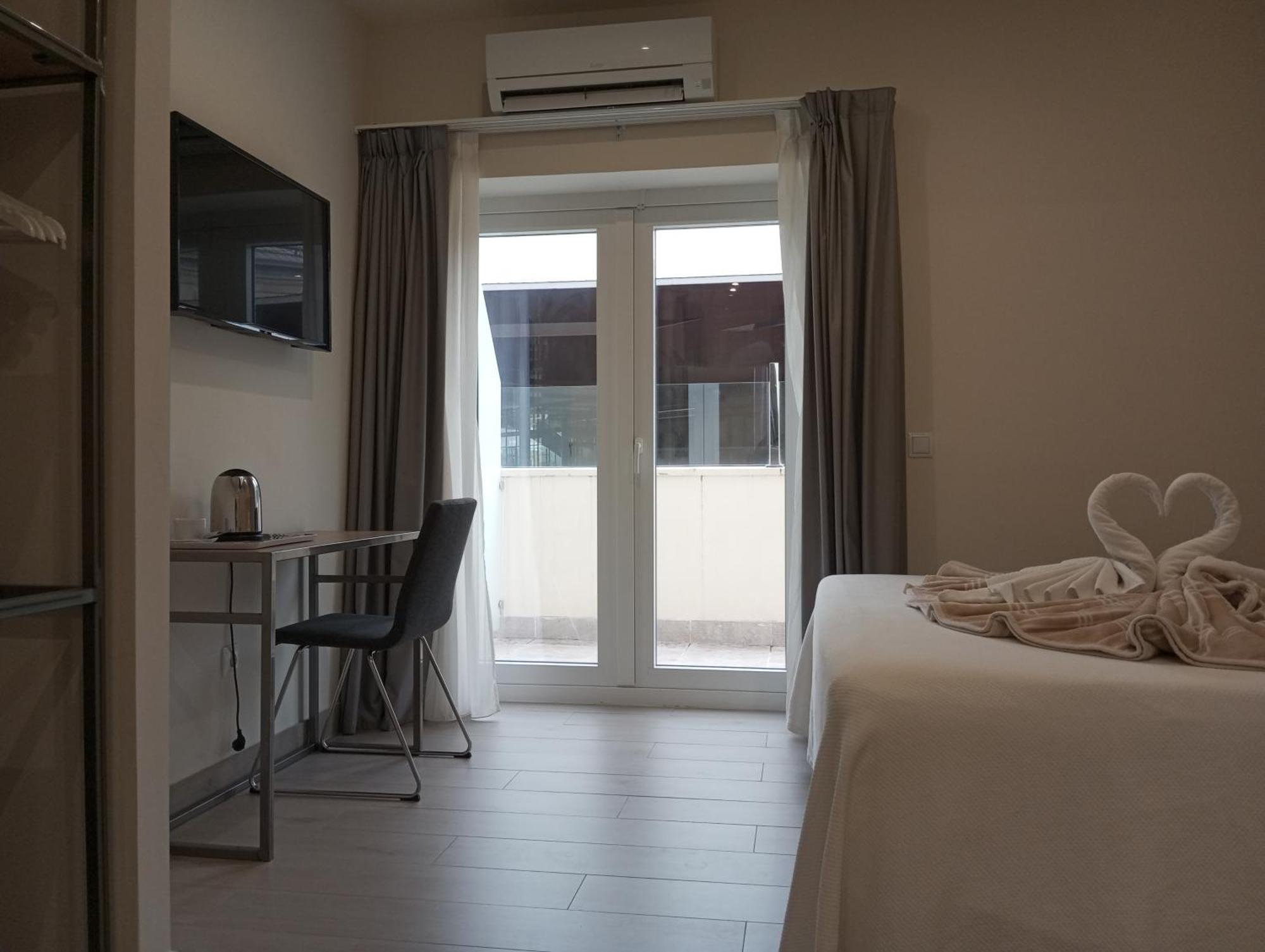 Hostal La Estacion Terrazas Madrid Ngoại thất bức ảnh