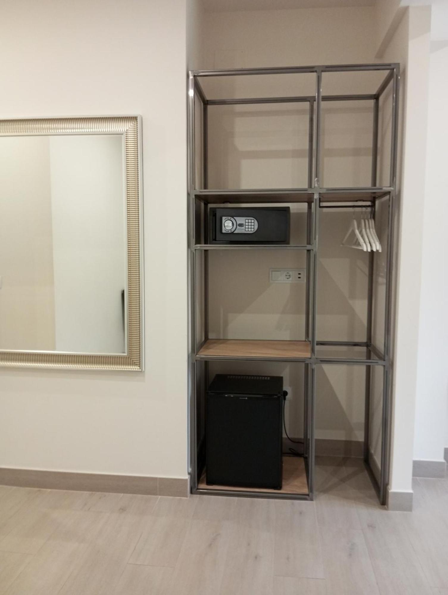 Hostal La Estacion Terrazas Madrid Ngoại thất bức ảnh