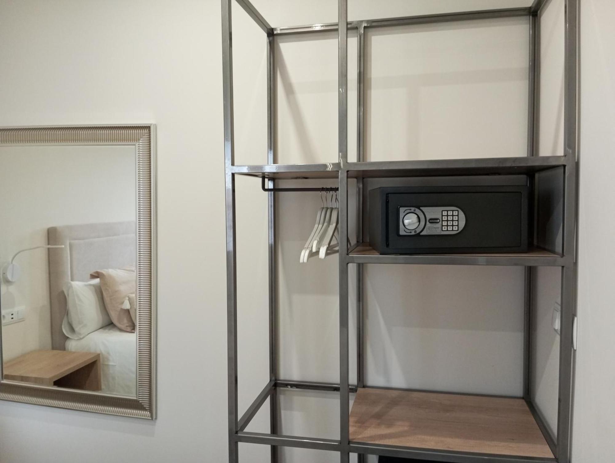 Hostal La Estacion Terrazas Madrid Ngoại thất bức ảnh