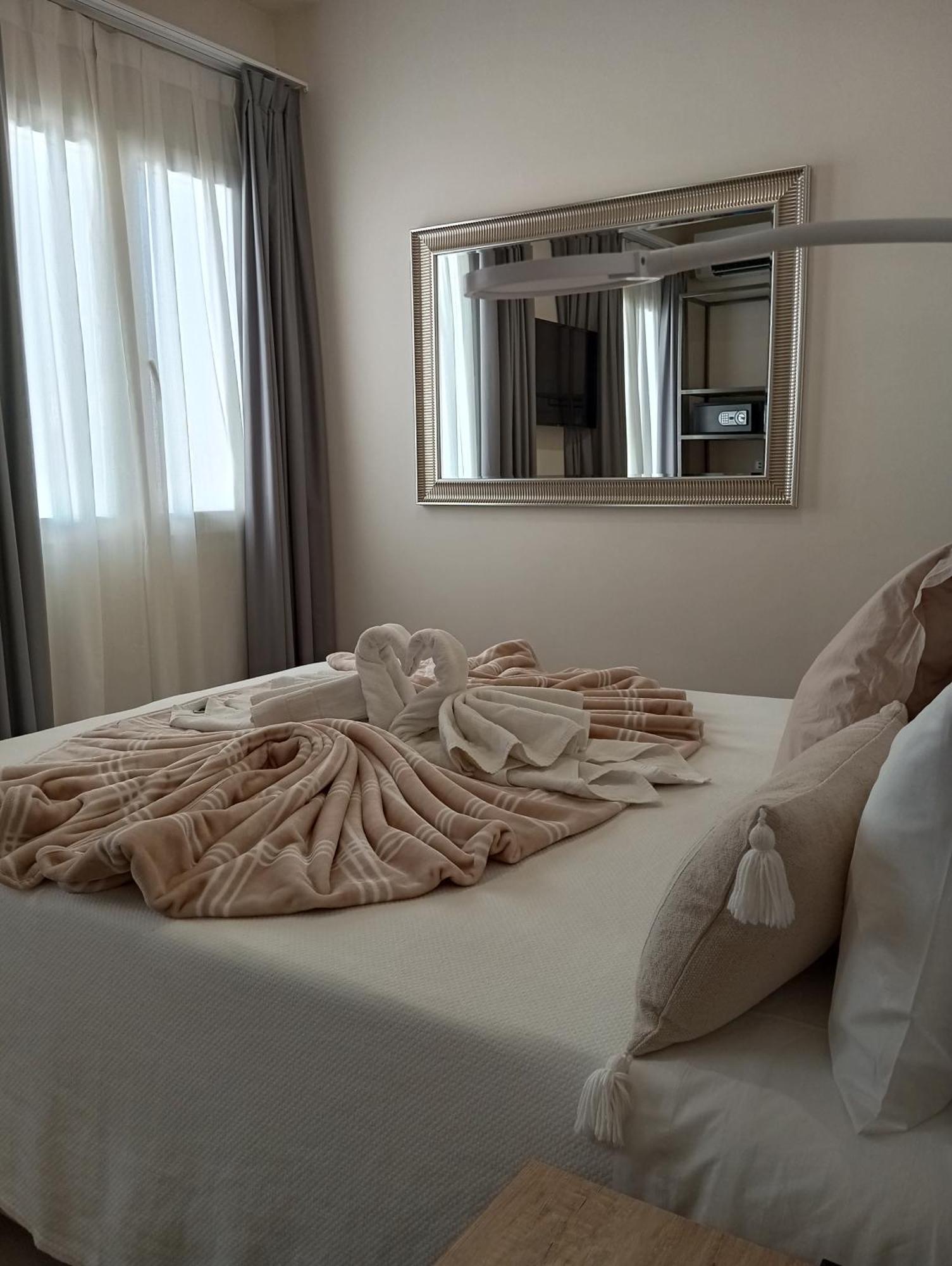 Hostal La Estacion Terrazas Madrid Ngoại thất bức ảnh