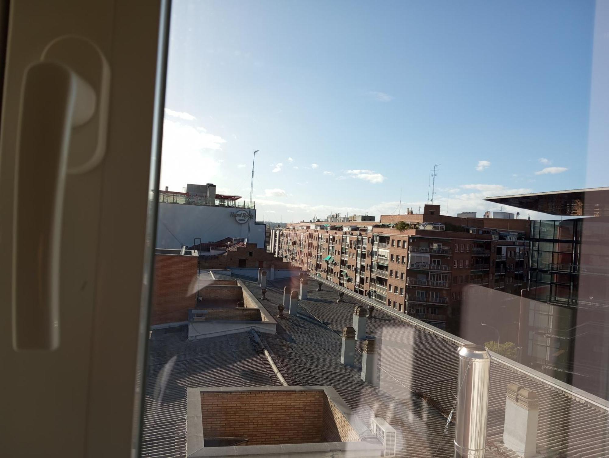 Hostal La Estacion Terrazas Madrid Ngoại thất bức ảnh